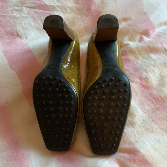 Tod’s green stacked heels. Size 6 - Picture 4 of 8